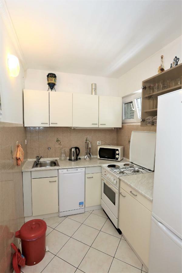 Apartmani Vinko Baska Voda Exterior photo