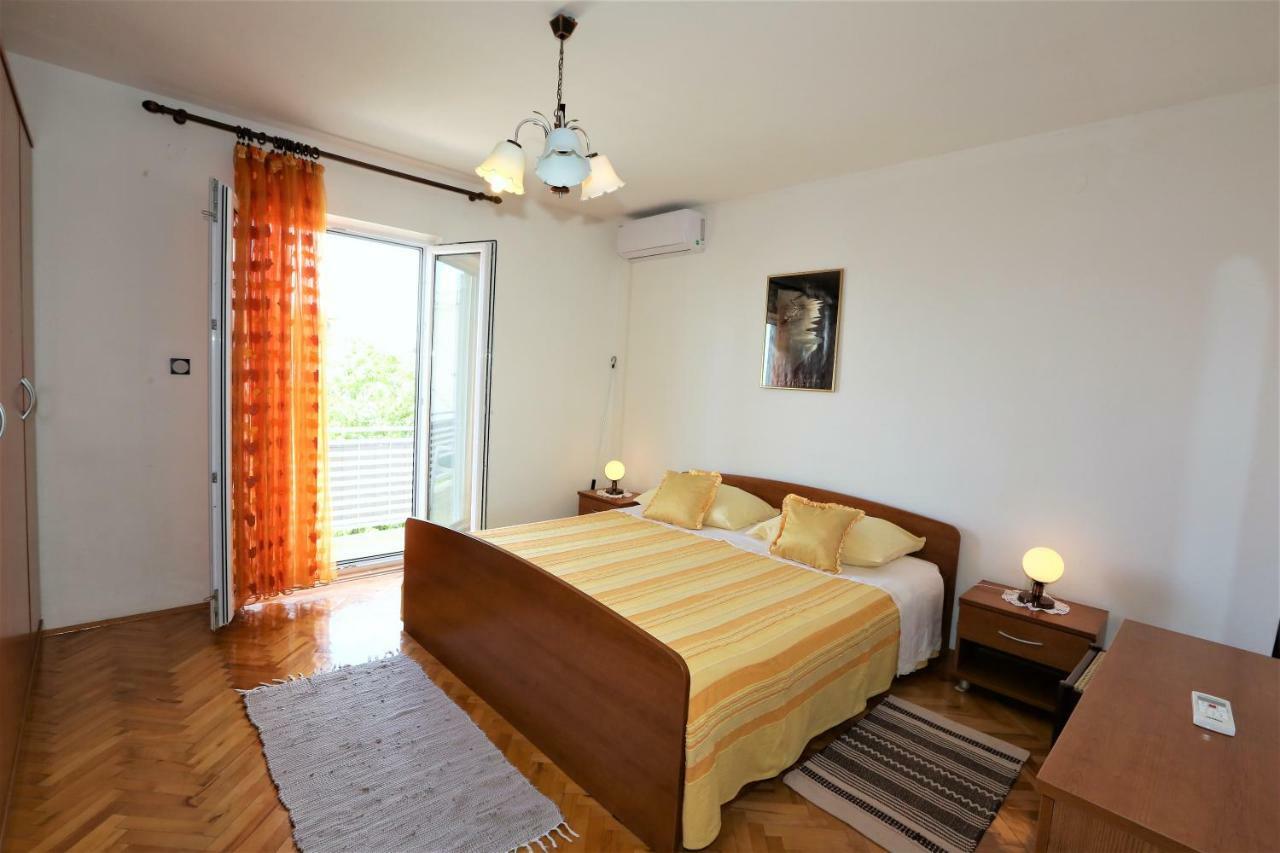 Apartmani Vinko Baska Voda Exterior photo