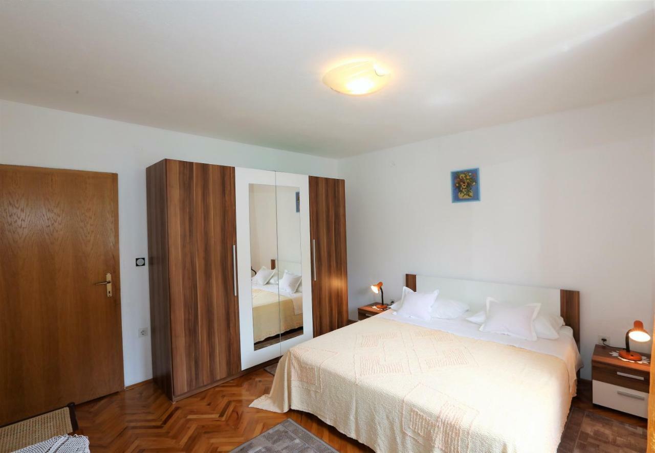 Apartmani Vinko Baska Voda Exterior photo